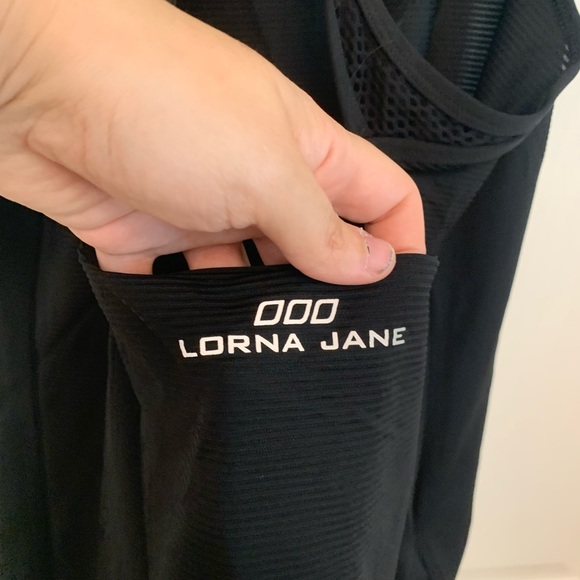 Lorna Jane Active black racer back tank top. New. XL - Picture 8 of 12